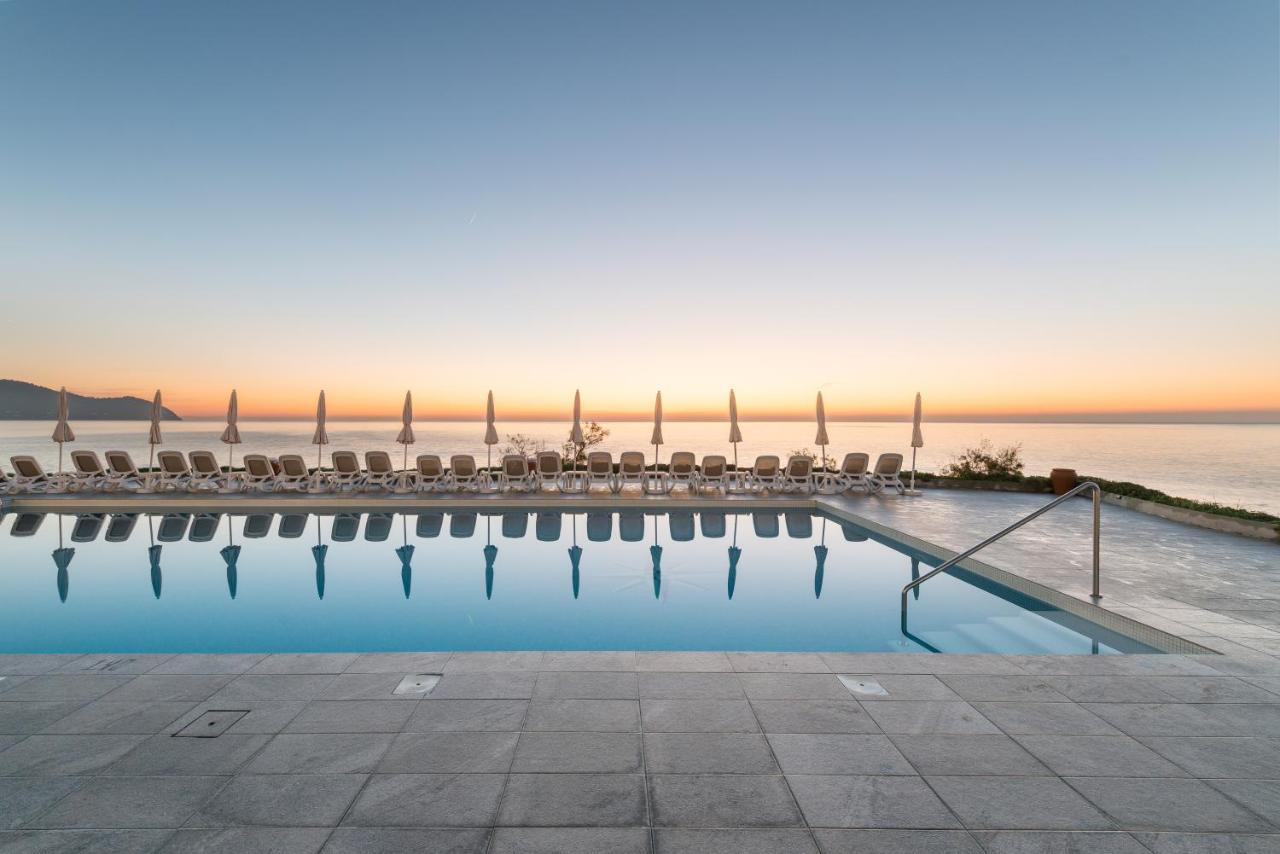 Hotel Atolon & Kaafu Beach Club Cala Bona  Εξωτερικό φωτογραφία